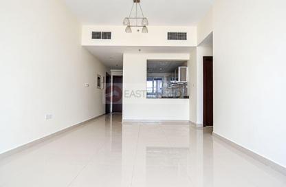 Apartment - 2 - 3 for rent in Alza 11 - Dubai Land Residence Complex - Dubai