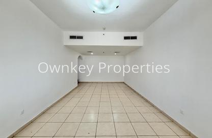 Apartment - 2 Bedrooms - 3 Bathrooms for rent in Hessa Home Building - Oud Metha - Bur Dubai - Dubai