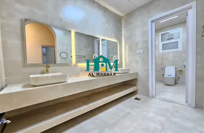 شقة - غرفة نوم - 1 حمام للايجار في مدينة الرياض - أبوظبي