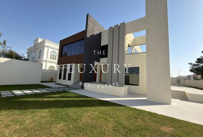 94017011 - Property Main Image