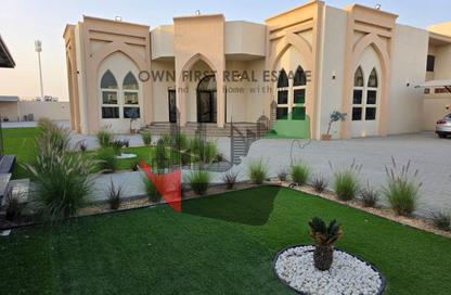 Villa - 3 Bedrooms - 5 Bathrooms for rent in Al Aweer 1 - Al Aweer - Dubai