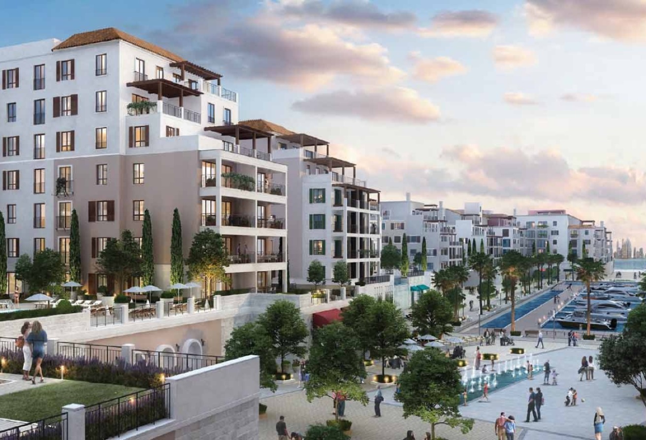 Premium 5BR + Maids | Huge Balcony | La Voile