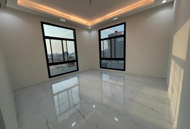 56955821 - Property Image 2