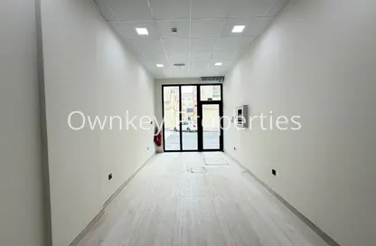 Shop - Studio - 1 Bathroom for rent in Al Karama Sqaure - Al Karama - Dubai