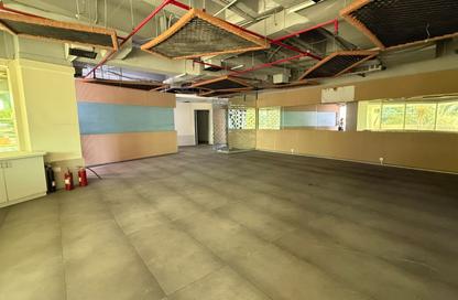 Shop - Studio for rent in Umm Hurair 2 - Umm Hurair - Bur Dubai - Dubai