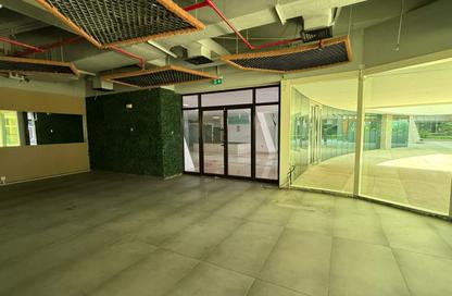 Shop - Studio for rent in Umm Hurair 2 - Umm Hurair - Bur Dubai - Dubai