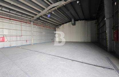 Warehouse - Studio for rent in Mussafah Industrial Area - Mussafah - Abu Dhabi