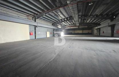 Warehouse - Studio for rent in Mussafah Industrial Area - Mussafah - Abu Dhabi