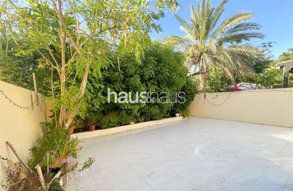 Villa - 3 Bedrooms - 3 Bathrooms for rent in Springs 10 - The Springs - Dubai