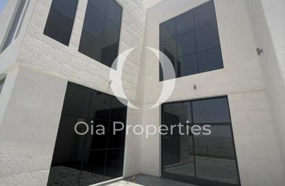 Villa - 5 Bedrooms - 7 Bathrooms for rent in Al Samha - Abu Dhabi
