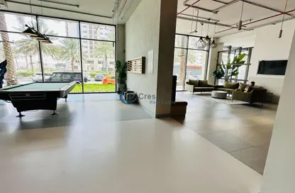 شقة - غرفة نوم - 2 حمامات للبيع في شقق يونا - تاون سكوير - دبي