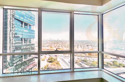 Apartment - 1 Bedroom - 2 Bathrooms for rent in V3 Tower - JLT Cluster V - Jumeirah Lake Towers - Dubai