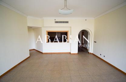 Apartment - 2 Bedrooms - 2 Bathrooms for sale in Al Habool - Shoreline Apartments - Palm Jumeirah - Dubai