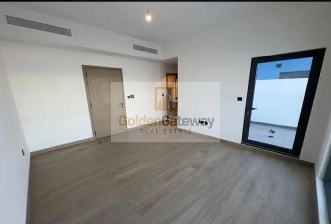 123831803 - Property Image 3