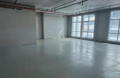 Office Space - Studio - 1 Bathroom for rent in Grosvenor Office Tower - Business Bay - Dubai