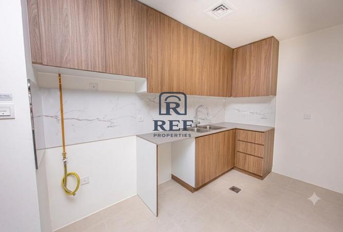 103700209 - Property Image 3
