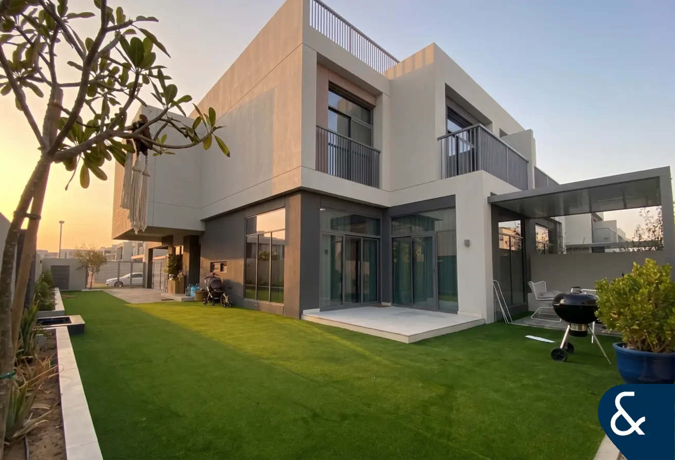 132016077 - Property Main Image