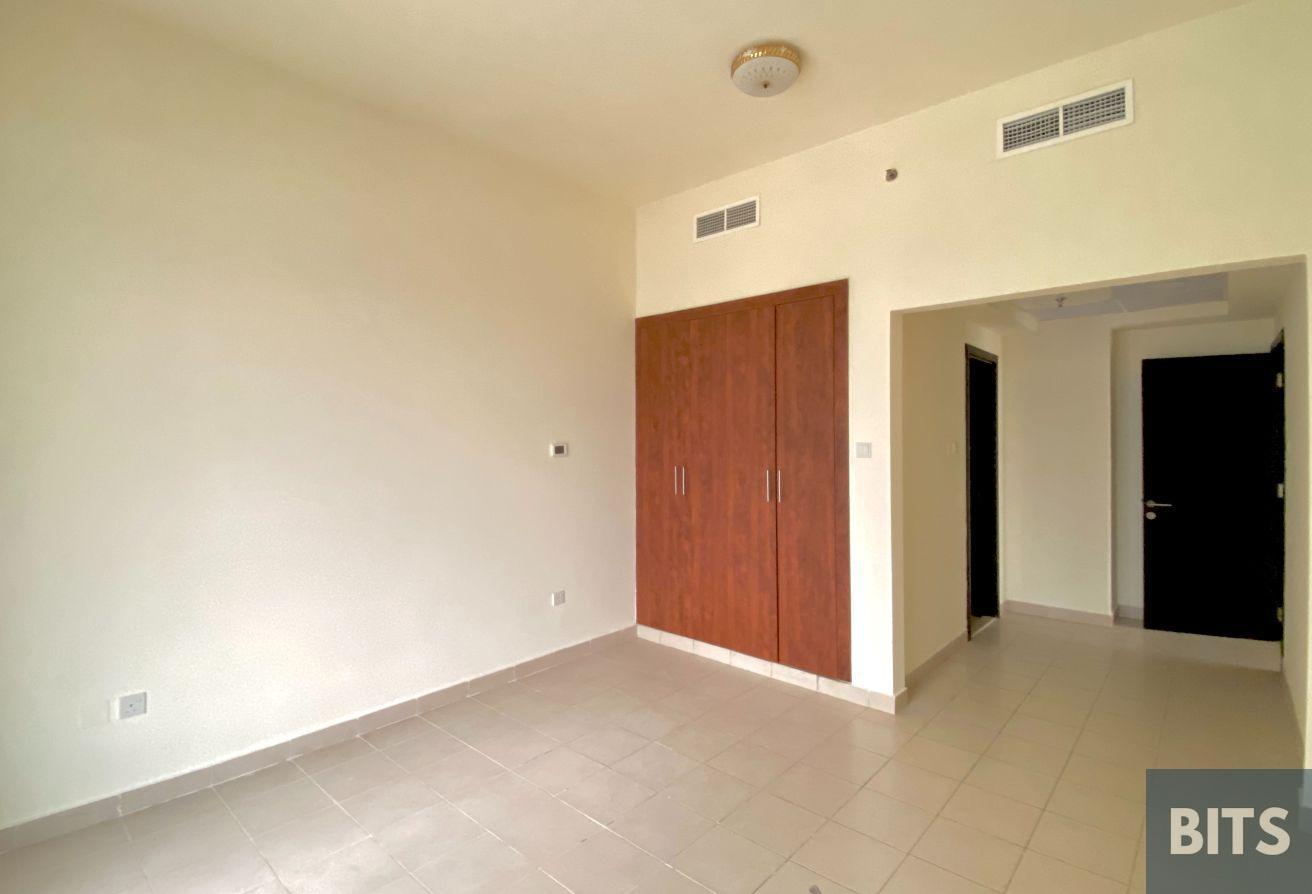 2 Bedrooms | Mid Floor | Ready To Move photo 16
