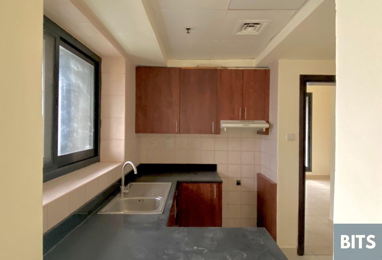 2 Bedrooms | Mid Floor | Ready To Move photo 4