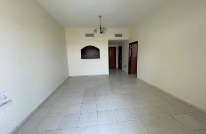 Apartment - 1 Bedroom - 2 Bathrooms for rent in University View - Dubai Silicon Oasis - Dubai
