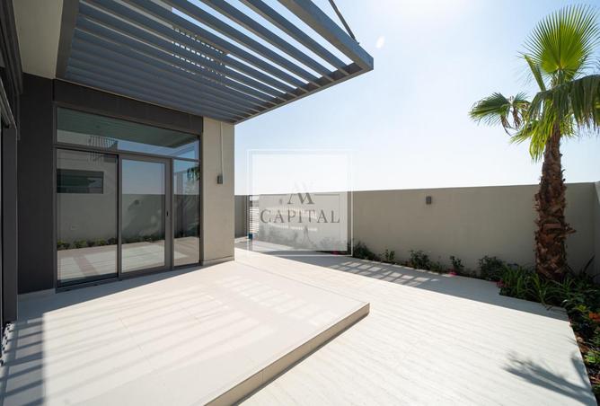 94019183 - Property Main Image