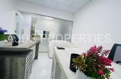 Office Space - Studio - 1 Bathroom for rent in Aspin Tower - Sheikh Zayed Road - Dubai