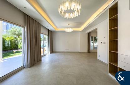 Villa - 4 - 4 for rent in Meadows 1 - Meadows - Dubai
