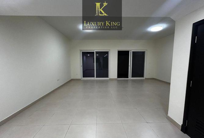 73860709 - صورة العقار 2