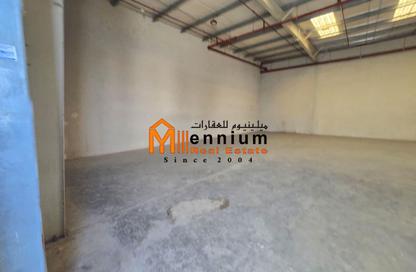 Warehouse - Studio for rent in Al Sajaa S - Al Sajaa - Sharjah