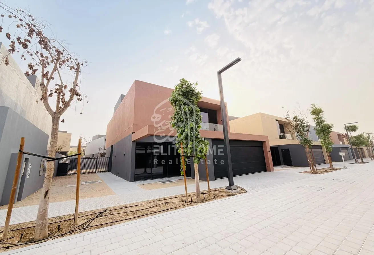 163701417 - Property Main Image