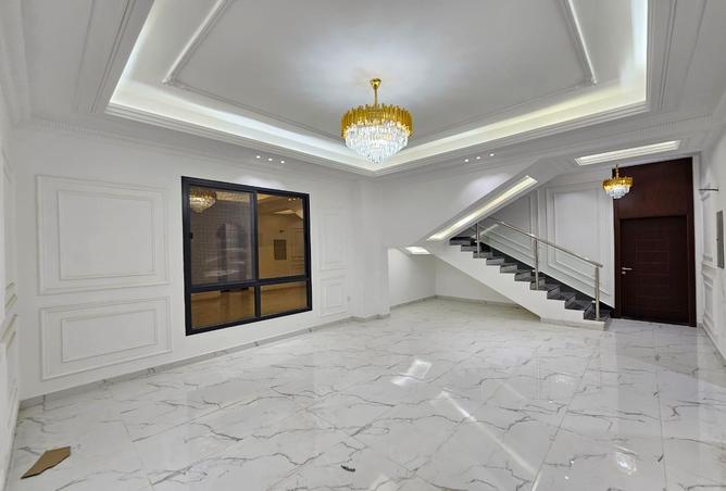 122942847 - Property Image 2