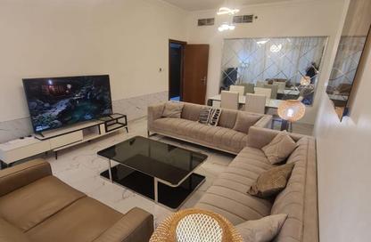 Apartment - 3 Bedrooms - 3 Bathrooms for rent in Oasis Tower - Al Rashidiya 1 - Al Rashidiya - Ajman
