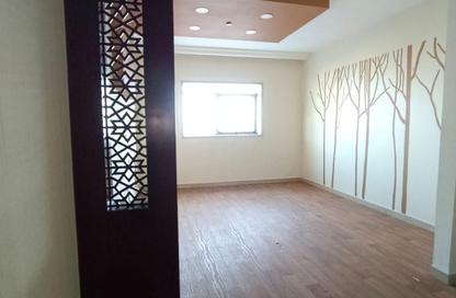 Apartment - 1 Bedroom - 2 Bathrooms for rent in Al Taawun - Sharjah
