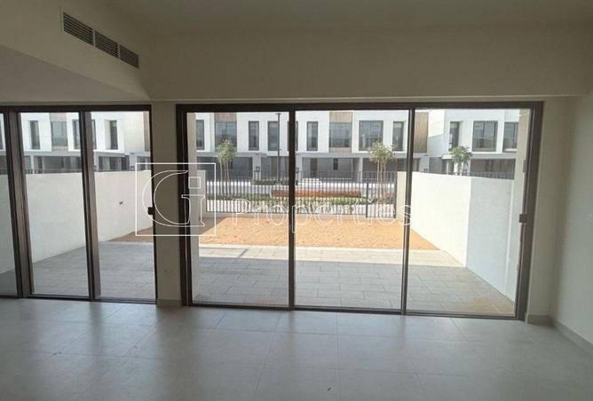 68272541 - صورة العقار 3