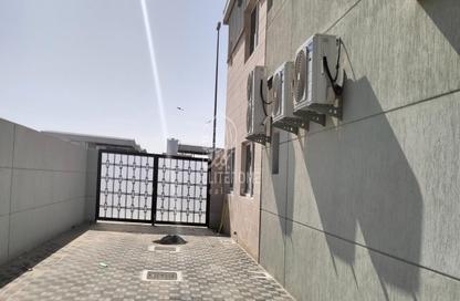 Warehouse - Studio for rent in Al Sajaa Industrial - Al Sajaa - Sharjah