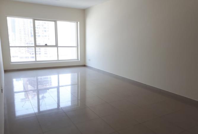 SPECIOUS | UNFURNISHED | VACANT