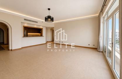 Apartment - 2 Bedrooms - 3 Bathrooms for rent in Al Habool - Shoreline Apartments - Palm Jumeirah - Dubai