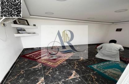 سكن عمال - استوديو - 8 حمامات للايجار في السجع إس - الصجعة - الشارقة