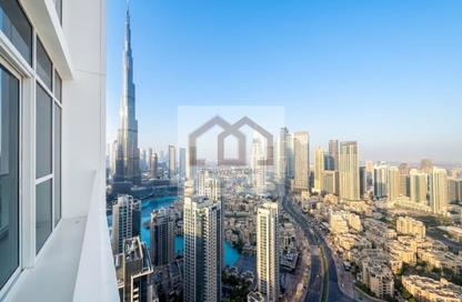 Apartment - 2 - 3 for rent in Vida Residence Downtown - Downtown Dubai - Dubai