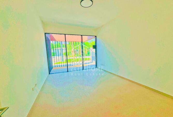 145073117 - Property Image 3