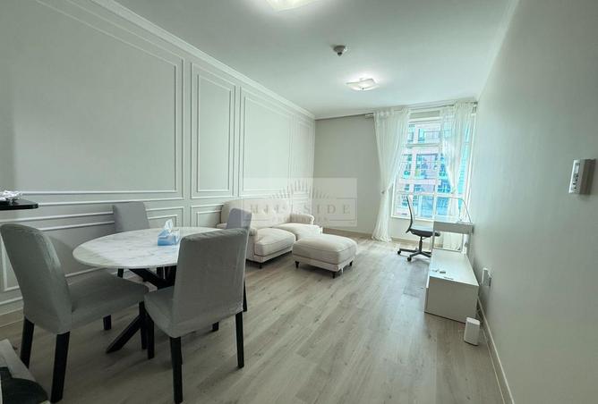 72722309 - Property Image 2