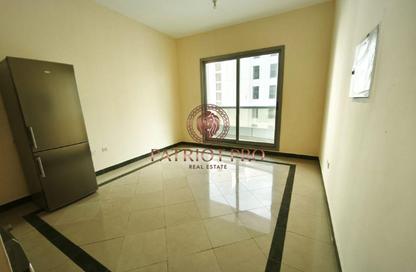 Apartment - Studio - 1 Bathroom for rent in Al Shahed Tower - Barsha Heights (Tecom) - Dubai