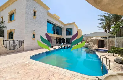 Villa - 6 Bedrooms - 7 Bathrooms for rent in Al Manara - Dubai Villa - 6 Bedrooms - 7 Bathrooms for rent in Al Manara - Dubai
