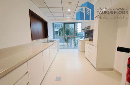 Apartment - 3 - 4 for rent in Sherina Plaza 1 - Sherina Plaza - Deira Enrichment Project - Deira - Dubai