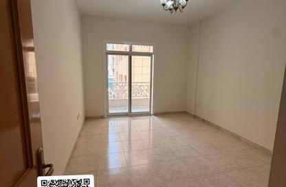 Apartment - 1 Bedroom - 2 Bathrooms for rent in Al Qulaya'ah - Al Sharq - Sharjah