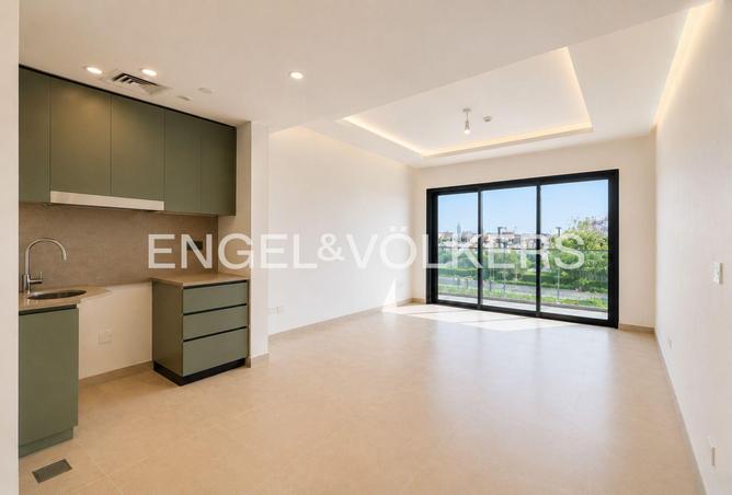 102837132 - Property Main Image