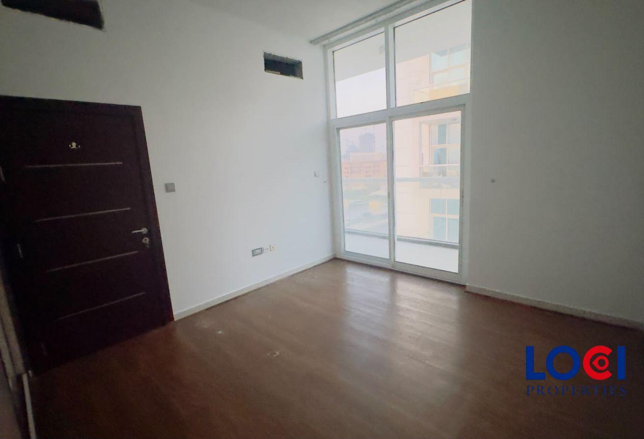 READY TO BOOK | FAMILY AREA | UPGRADED | SPACIOUS photo 3