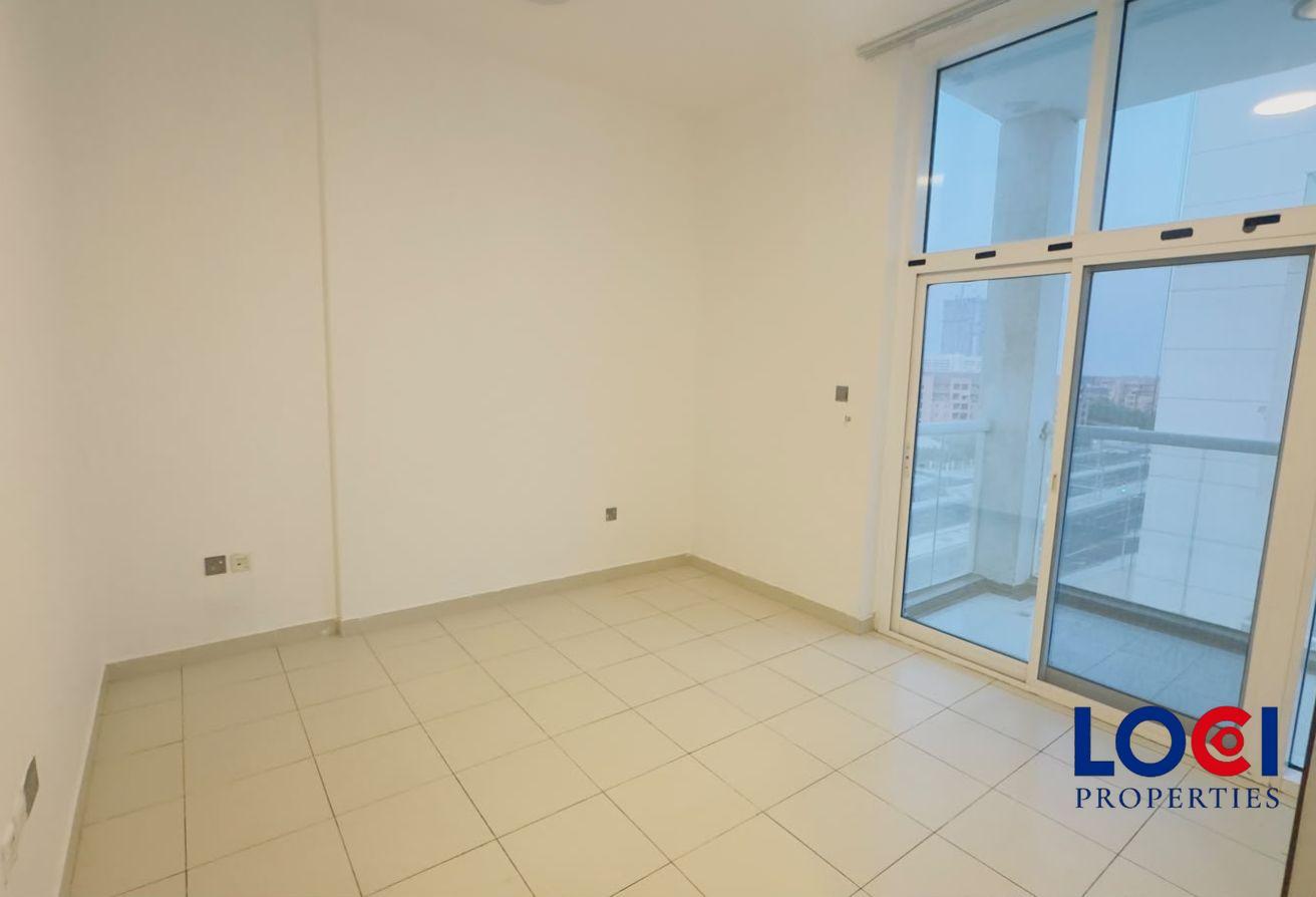 READY TO BOOK | FAMILY AREA | UPGRADED | SPACIOUS photo 8