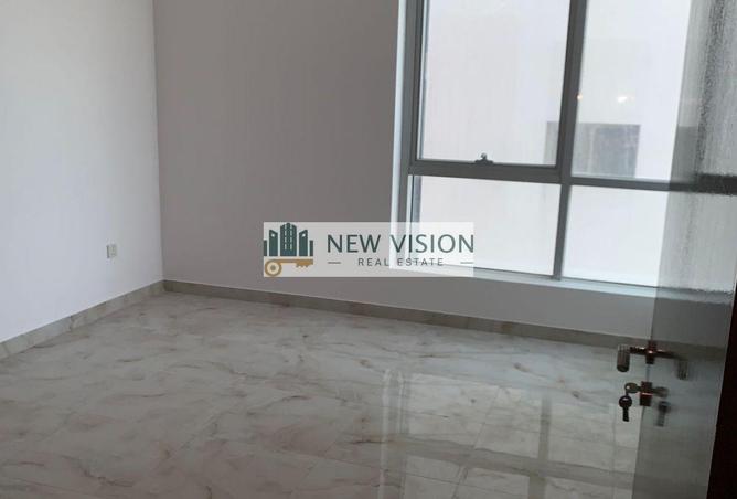 67451100 - Property Image 2