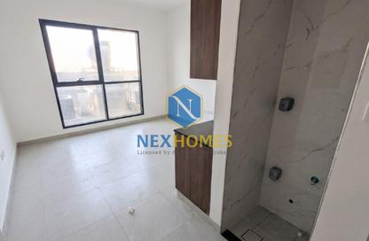 Apartment - Studio - 1 for rent in Al Karama - Bur Dubai - Dubai Apartment - Studio - 1 for rent in Al Karama - Bur Dubai - Dubai